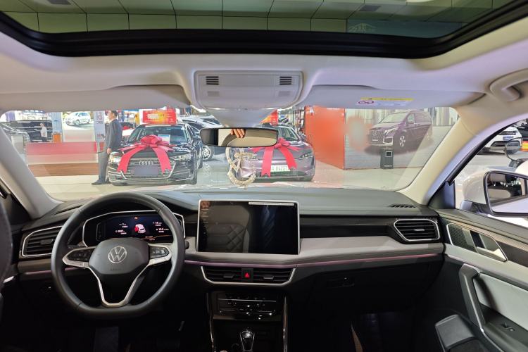 Used Volkswagen Tayron 2024 300TSI Two-Wheel-Drive Luxury Plus Advanced Version
