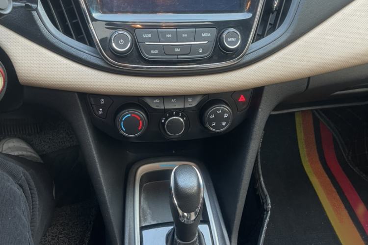 Used Chevrolet Monza 2022 320 Automatic Enjoyment Sunroof Version