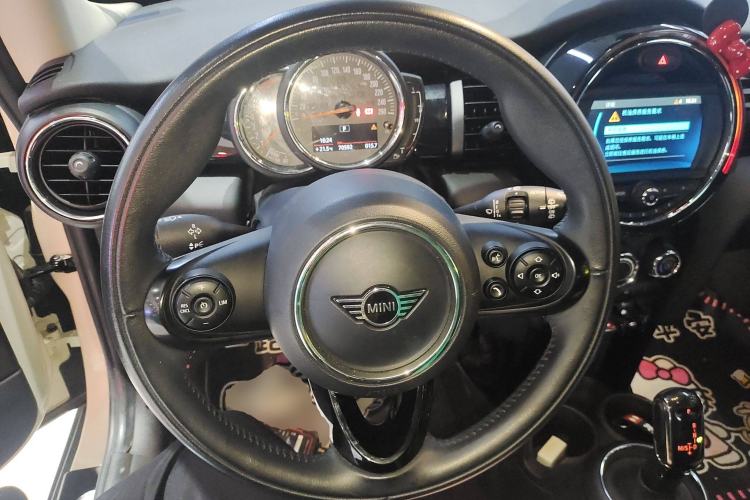 Used  MINI 2019 1.5T ONE PLUS
