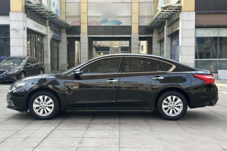 Used Nissan Teana 2018 2.0L XL Smart Upgrade Edition

