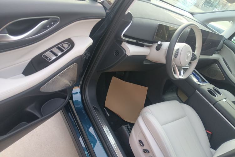 Used VOYAH Dream 2025 PHEV Four-Wheel-Drive Flagship Kunpeng Edition