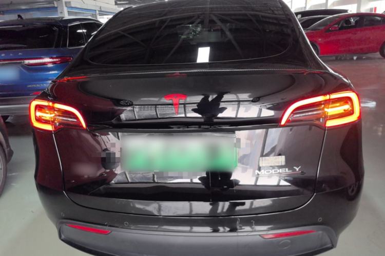 Used Tesla Model Y 2021 Long-Range All-Wheel-Drive Version 3D7