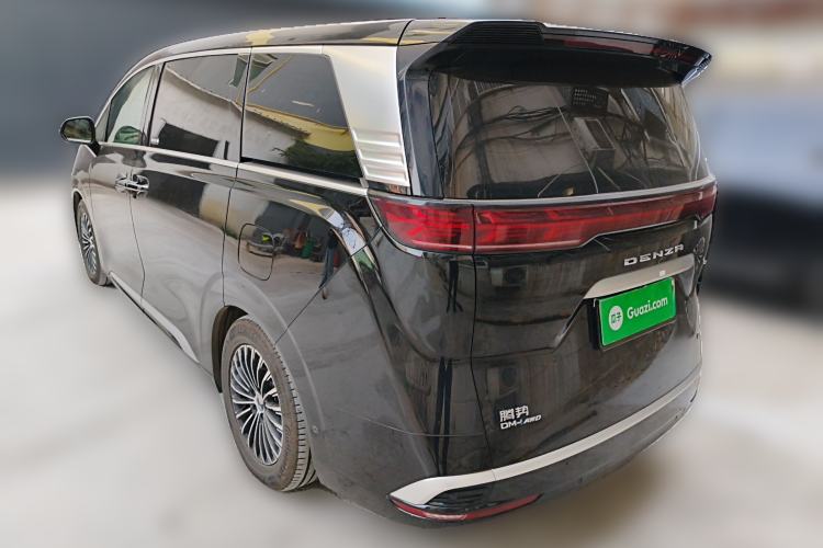 Used Denza D9 2022 DM-i 970 Four-Wheel Drive Flagship Model