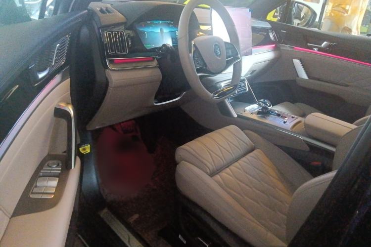 Used BYD Tang New Energy 2024 DM-i Glory Edition 112KM Flagship Model
