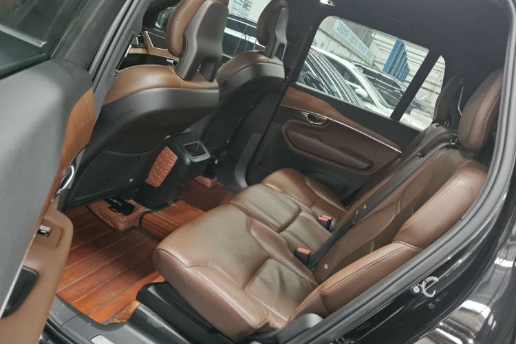 Used Volvo XC90 2021 B5 SmartDrive Luxury Edition 5-seater
