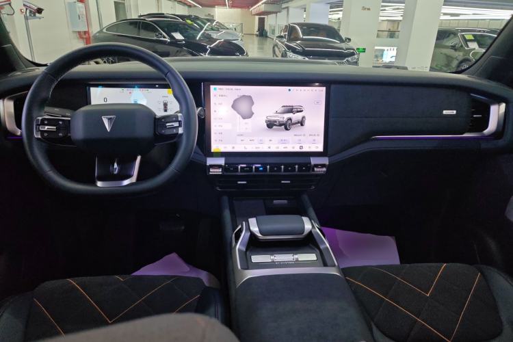 Used  G318 2025 Worry-Free Adventure Edition Four-Wheel Drive Secret Realm Version