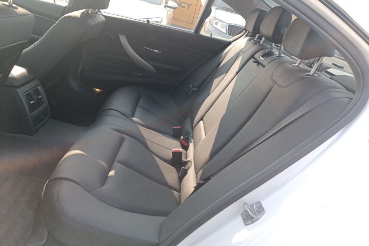 Used BMW 3 Series 2016 320Li Ambition Model
