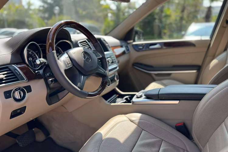 Used Mercedes-Benz M-Class 2012 ML 350 Luxury Edition