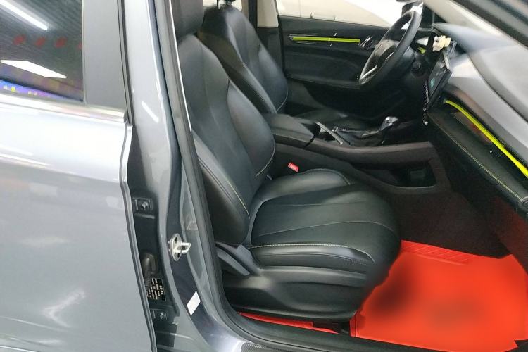 Used Roewe i5 2021 1.5L CVT Diamond Edition
