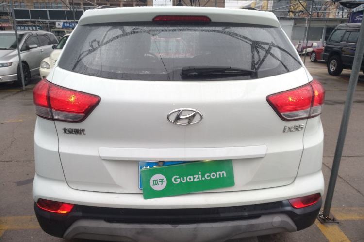 Used Hyundai ix25 2017 1.6L Automatic Smart Version
