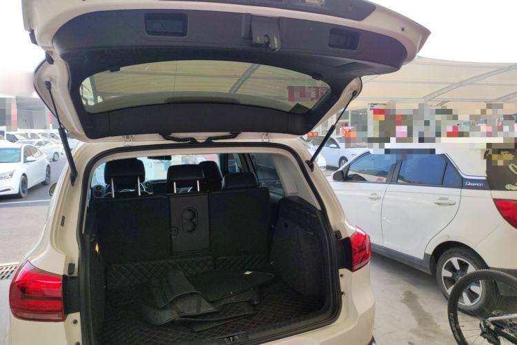 Used Volkswagen Tiguan 2017 300TSI Automatic Two-Wheel Drive Silk Road Luxury Edition
