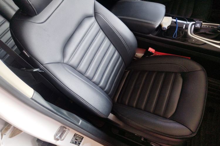 Used Ford Edge 2018 EcoBoost 245 Two-Wheel-Drive Titanium 7-Seater China VI Standard