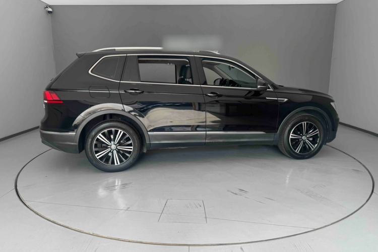 Used Volkswagen Tiguan L 2019 Updated Version 330TSI Automatic Two-Wheel Drive Panoramic Comfort Edition China VI Standard
