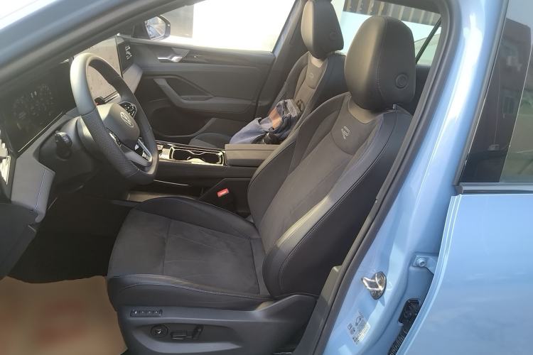 Used Volkswagen Tiguan L 
