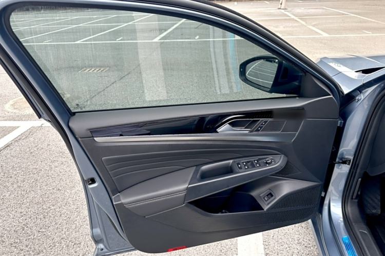 Used Volkswagen Passat 2022 330TSI Luxury Edition
