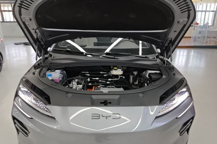 Used BYD Song PLUS New Energy 2025 EV with 605 km Range – Flagship Version
