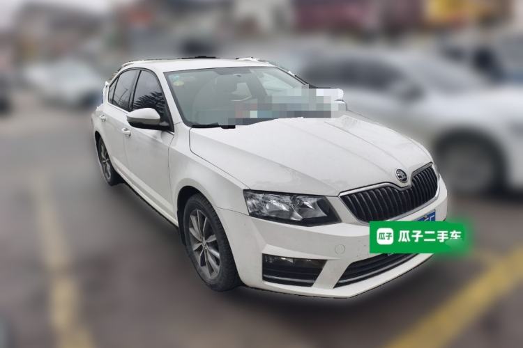 Used Skoda Octavia 2017 Classic Model 1.6L Manual Comfort Edition