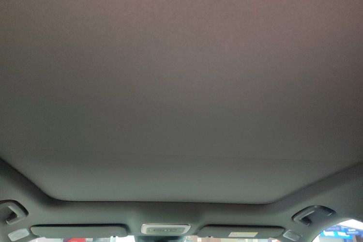 Used Zeekr 7X 2025 100 kWh Long-Range Rear-Wheel Drive with Intelligent Driving Features