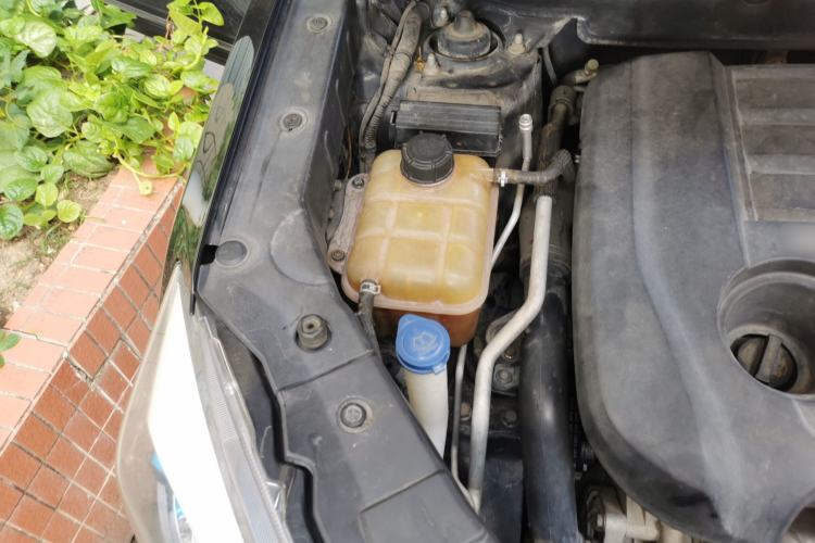 Used Changan CS75 2016 1.8T Automatic Elite Model China V Standard
