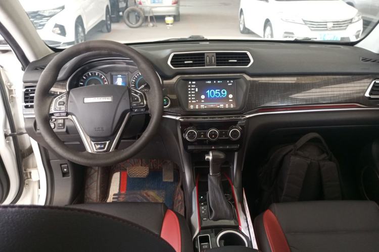 Used Haval H2 2017 Blue Label 1.5T Automatic Two-Wheel Drive Luxury Model
