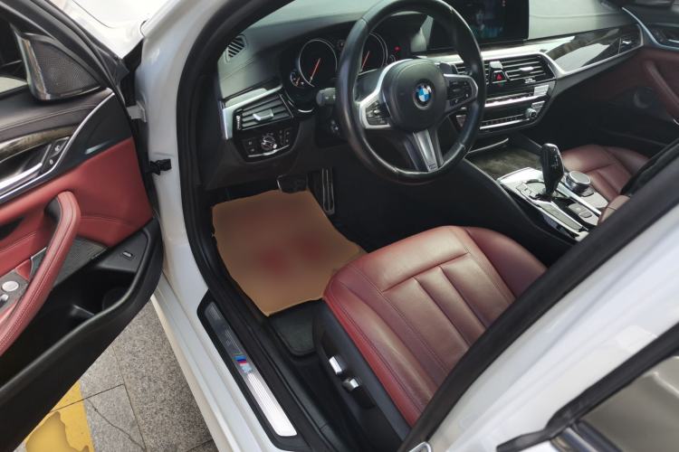 Used BMW 5 Series 2018 Restyled 530Li Leading Edition M Sport Package