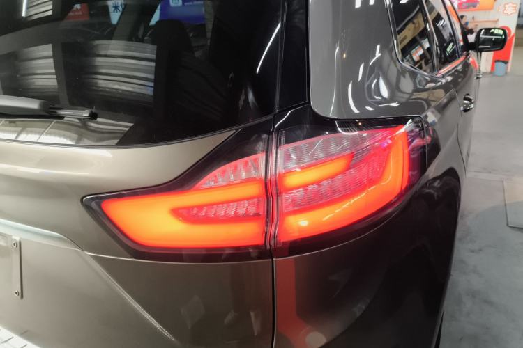 Used Ford Edge 2020 EcoBoost 245 Two-Wheel Drive Titanium 7-Seater
