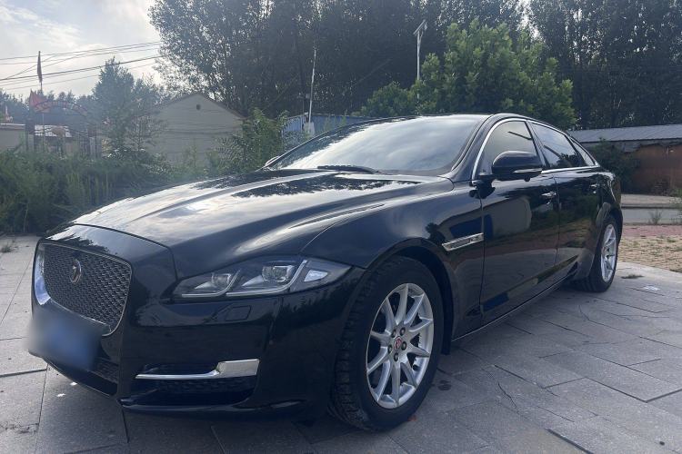 Used Jaguar XJ 2016 XJL 2.0T Two-Wheel-Drive Elegant Business Edition
