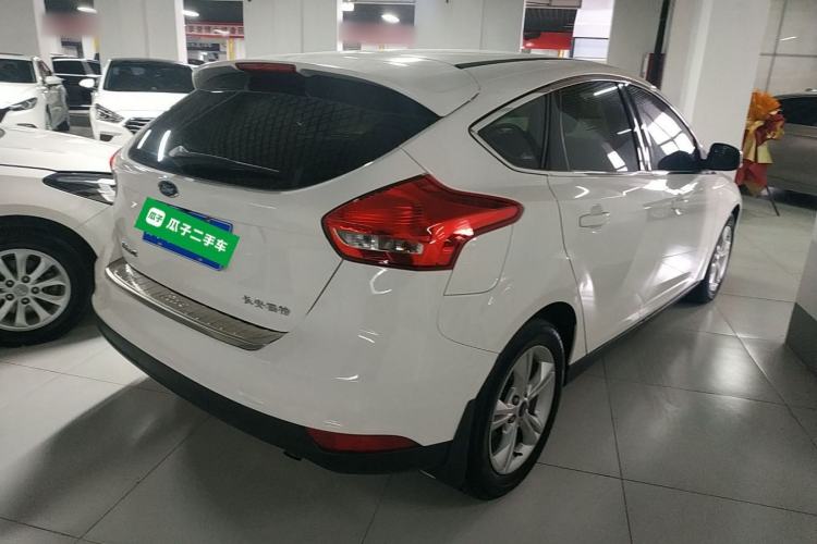 Used Ford Focus 2018 Hatchback Classic 1.6L Automatic Comfort Plus SmartDrive Edition
