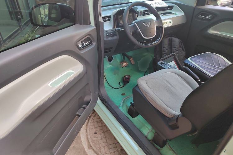 Used Wuling Hongguang MINIEV 2022 Macaron Fashion Model Lithium Iron Phosphate
