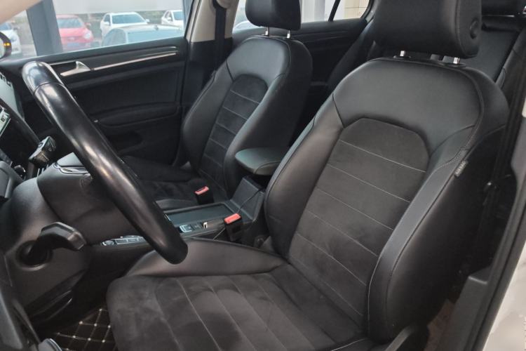 Used Volkswagen Golf 2019 280TSI DSG Luxury Version China VI Standard
