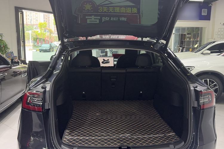 Used Tesla Model Y 2024 Rear-Wheel-Drive Version