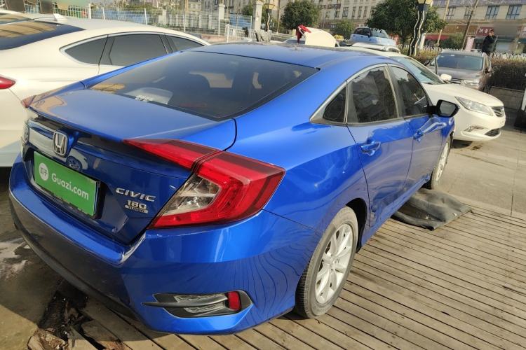 Used Honda Civic 2016 180TURBO CVT Comfort Version