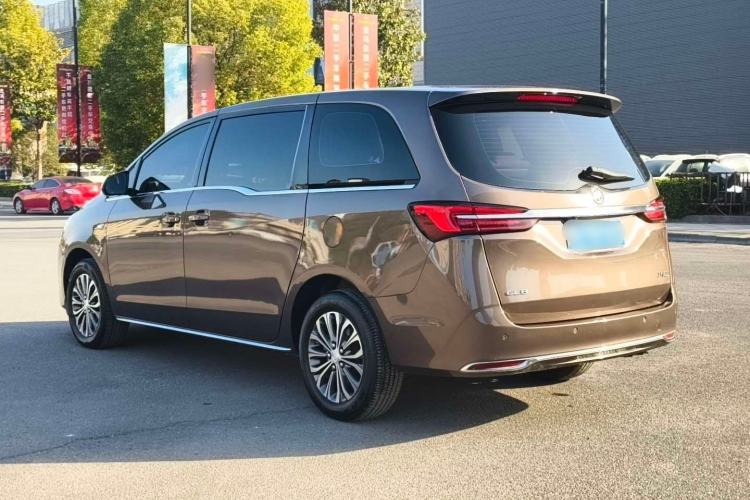 Used Buick GL8 2023 Land Executive Class Comfort Model