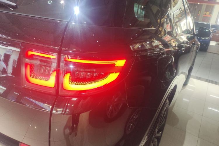 Used Land Rover Discovery Sport 2020 249 PS R-Dynamic Performance Tech Edition 5 Seats
