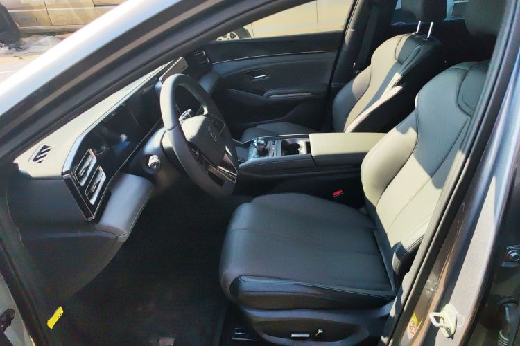 Used BYD Qin L 2024 DM-i 120KM Beyond Model