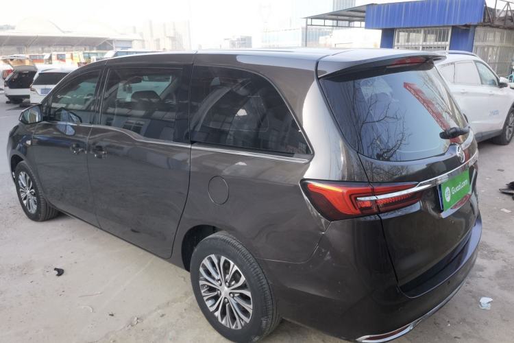 Used Buick GL8 2022 Land Cruiser Executive Class 652T Comfort Model
