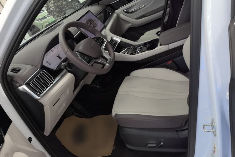 Used BYD Song PLUS New Energy 2025 EV 520km Premium Version
