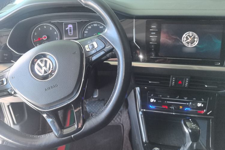 Used Volkswagen Passat 2020 330TSI Elite Edition China VI
