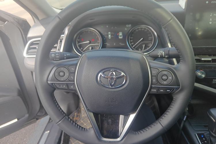 Used Toyota Camry 2021 2.0G Luxury Edition
