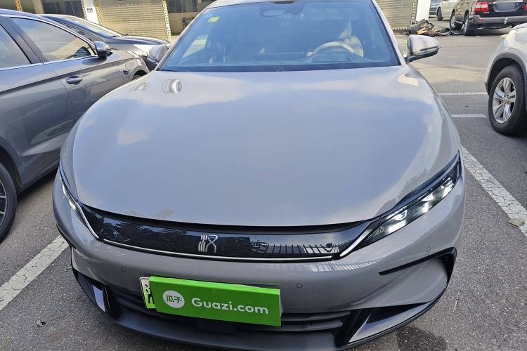 Used BYD Han 2025 DM-i Intelligent Driving Edition 125KM LiDAR Flagship Model
