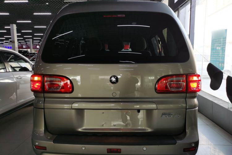 Used FORTHING Lingzhi 2023 M5 1.6L Practical Model 5 Seats
