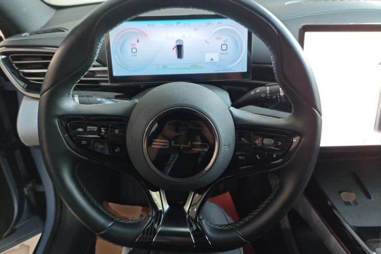 Used BYD Seal 2022 550 km Standard Range Rear-Wheel Drive Prestige Version
