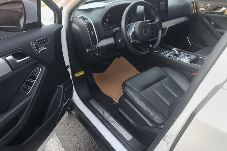 Used BYD Tang New Energy 2018 DM 2.0T All-Wheel Drive Smart Connectivity Luxury Model 7 Seats China V Emission Standard
