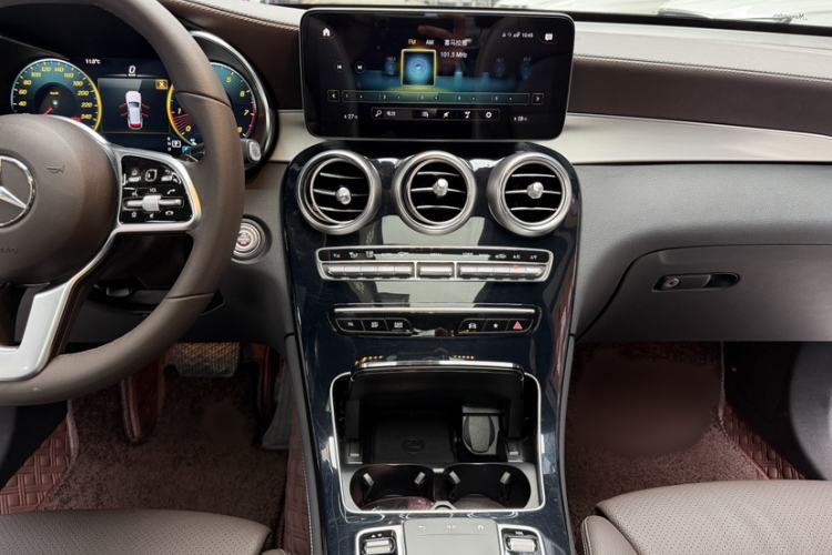 Used Mercedes-Benz GLC 2020 Facelifted GLC 260 L 4MATIC Dynamic Edition
