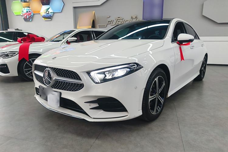 Used Mercedes-Benz A-Class 2022 Revised Version A 200 L Sport Sedan Fashionable Style