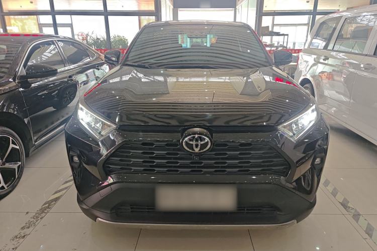 Used Toyota RAV4 2023 2.0L CVT Two-Wheel Drive Fashion Edition
