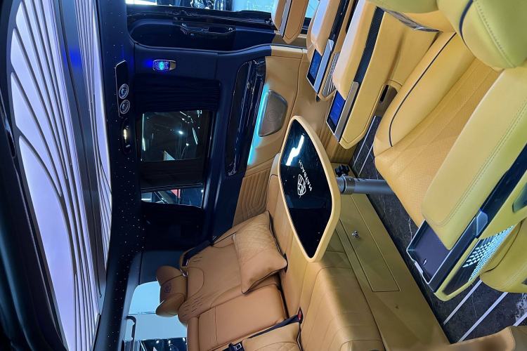 Used Mercedes-Benz Vito 2021 2.0T Business Version 7 Seats
