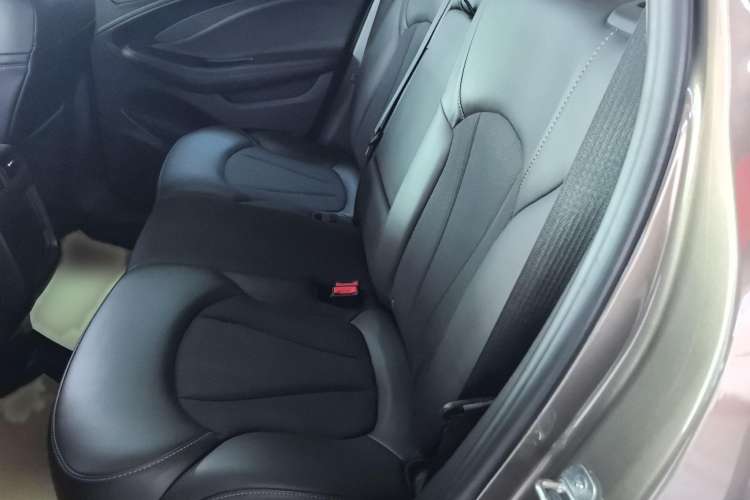 Used Buick Envision 2017 20T Two-Wheel Drive Leading Version
