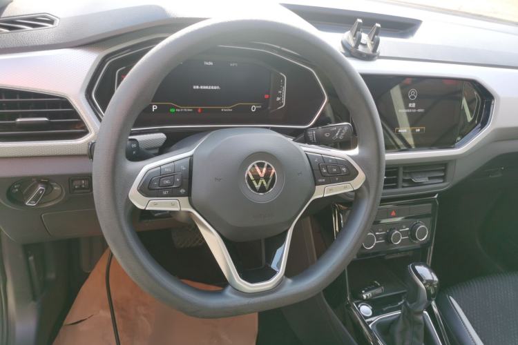 Used Volkswagen Tacqua 2023 200TSI DSG Joy-Connect Edition
