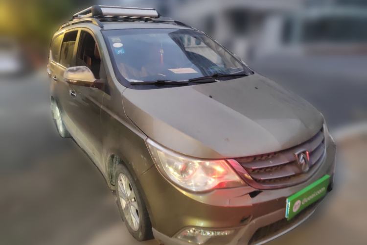 Used Baojun 730 2014 1.5L manual Comfort ESP version 7 seats
